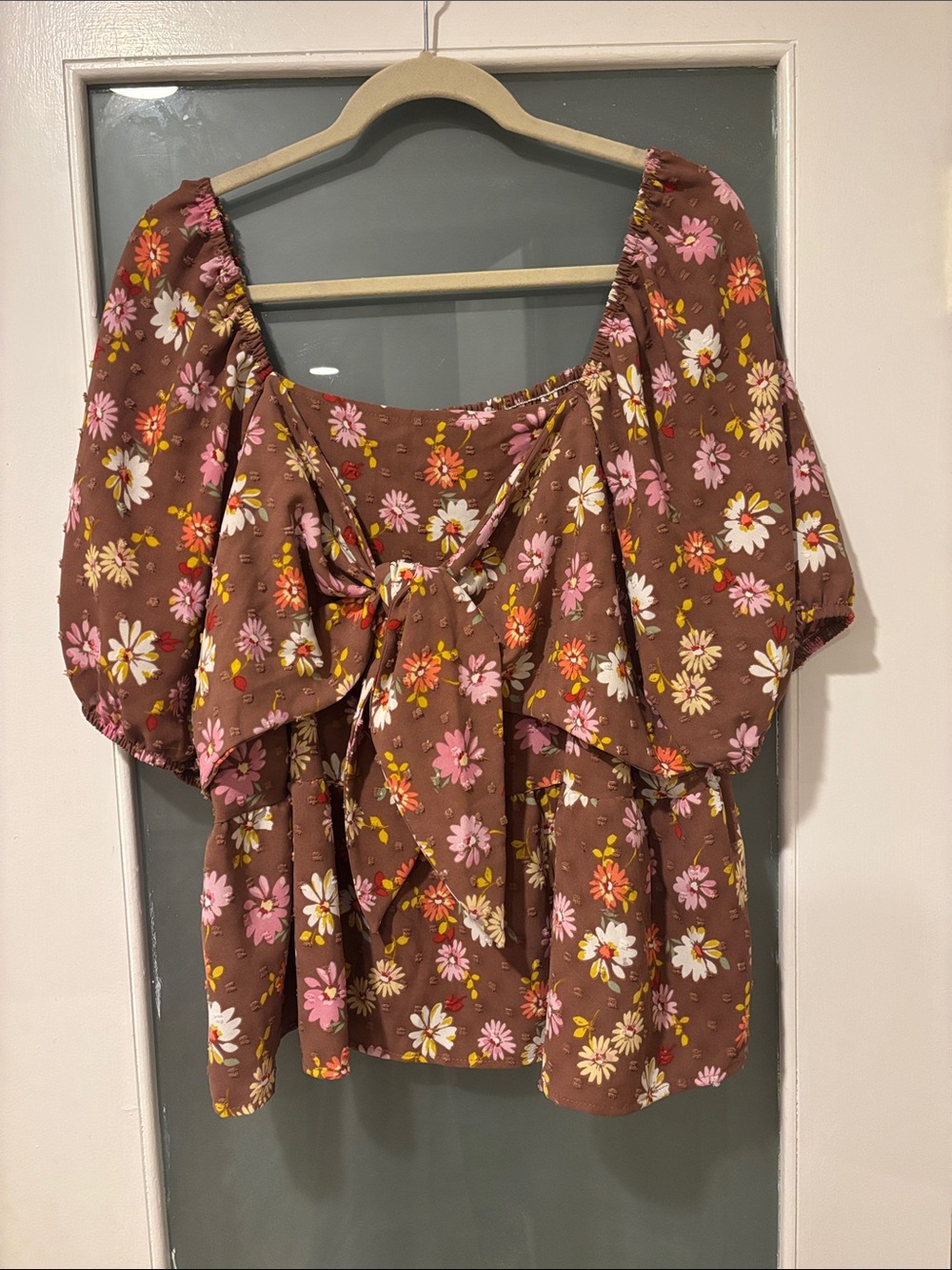 ARULA Brown Floral Tie-Front Peasant Blouse